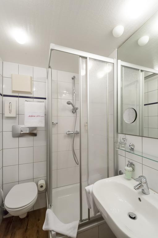 Ambient Hotel Zum Schwan Gelsenkirchen Extérieur photo