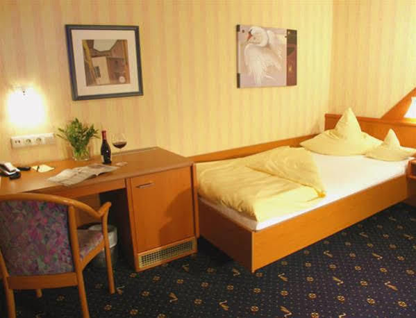 Ambient Hotel Zum Schwan Gelsenkirchen Extérieur photo