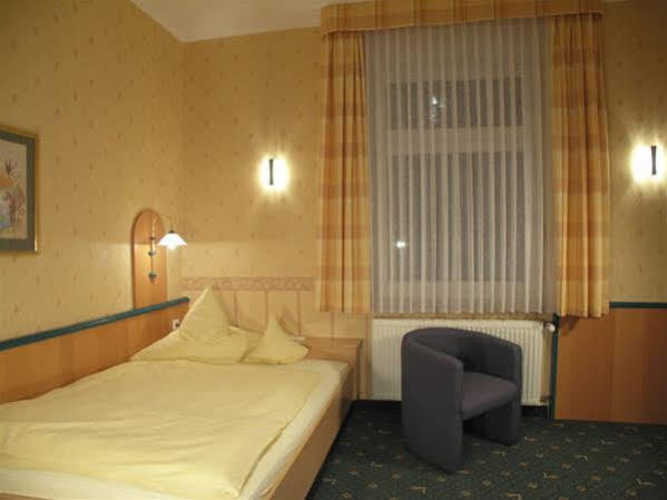 Ambient Hotel Zum Schwan Gelsenkirchen Extérieur photo