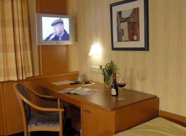 Ambient Hotel Zum Schwan Gelsenkirchen Extérieur photo